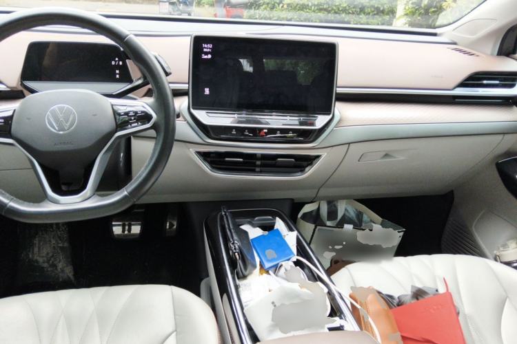 Used Volkswagen ID.6 X 2022 Smart Enjoyment Long-Range Edition Center Console