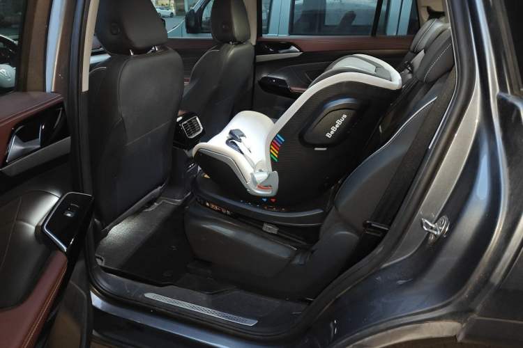 Used Volkswagen ID.6 X 2022 ZhiXiang Pure Long-Range Edition Interior 4