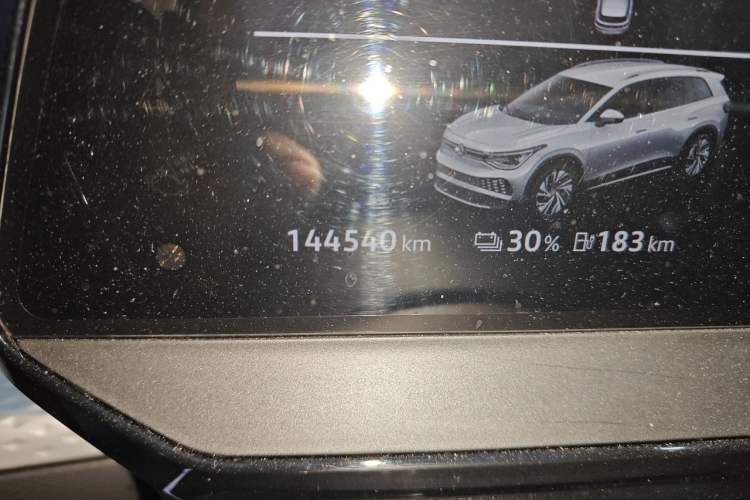 Used Volkswagen ID.6 X 2022 ZhiXiang Pure Long-Range Edition Odometer Close Up