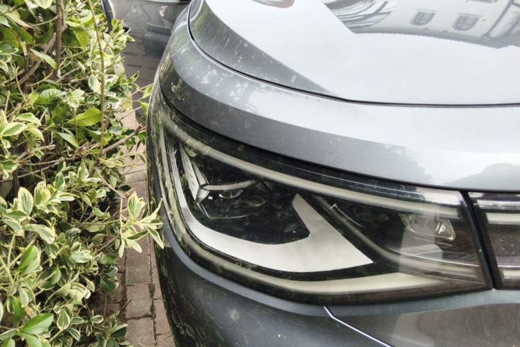 Used Volkswagen ID.6 X 2022 Smart Enjoyment Long-Range Edition Right Front Headlight