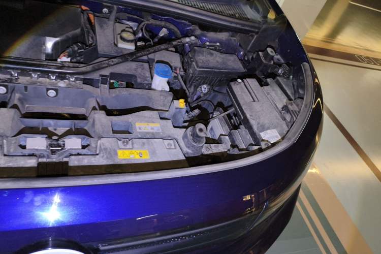 Used Volkswagen ID.6 X 2022 Intelligent Long-Range Version Engine Bay Left