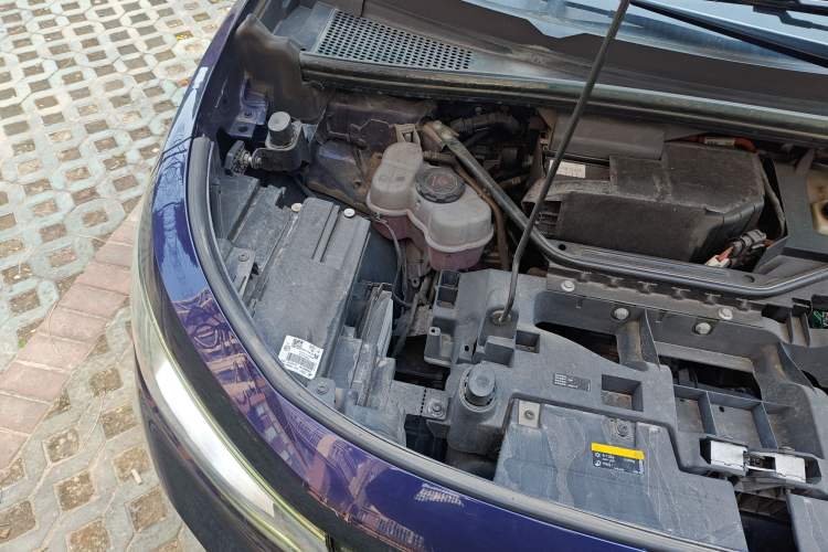 Used Volkswagen ID.6 X 2022 Intelligent Long-Range Version Engine Bay Right