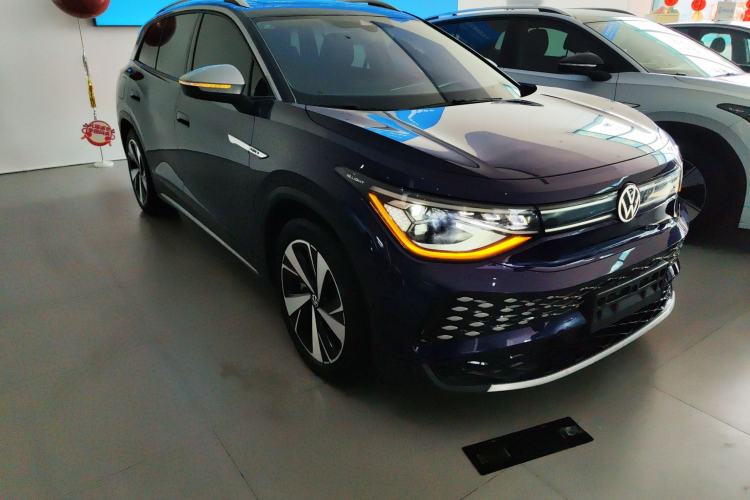 Used Volkswagen ID.6 X 2022 ZhiXiang Pure Long-Range Edition Front Right 45 Deg