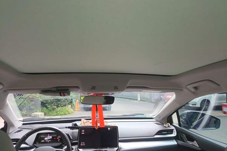 Used Volkswagen ID.6 X 2022 Intelligent Long-Range Version Headliner