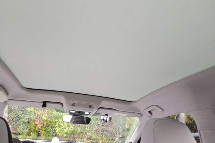Used Volkswagen ID.6 X 2022 Smart Enjoyment Long-Range Edition Headliner