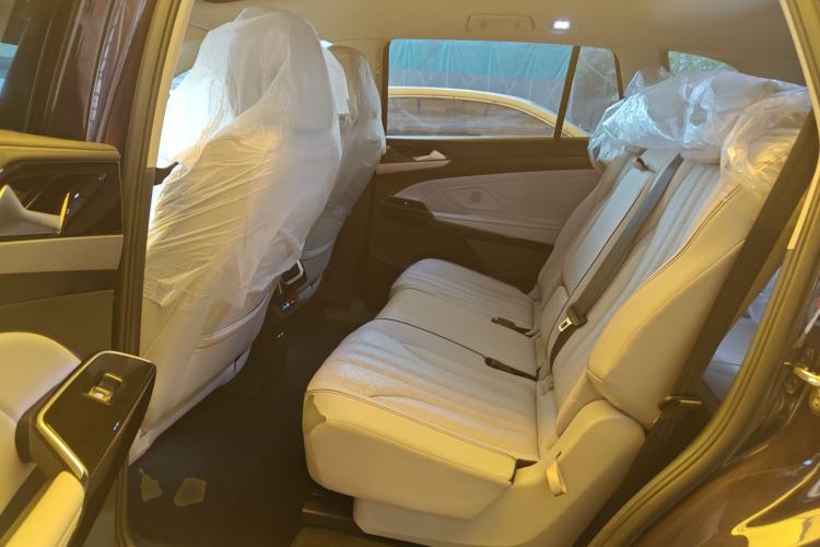Used Volkswagen ID.6 X 2022 Intelligent Long-Range Version Interior 4
