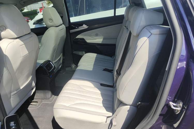 Used Volkswagen ID.6 X 2022 Intelligent Long-Range Version Left Rear Seat