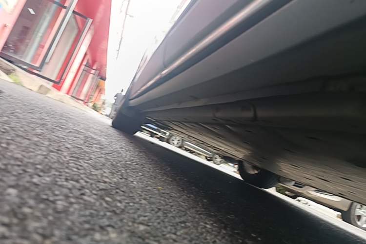Used Volkswagen ID.6 X 2022 Smart Enjoyment Long-Range Edition Left Side Sill