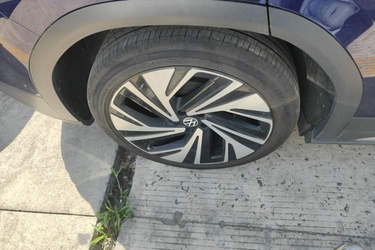 Used Volkswagen ID.6 X 2022 Intelligent Long-Range Version Right Rear Wheel Hub