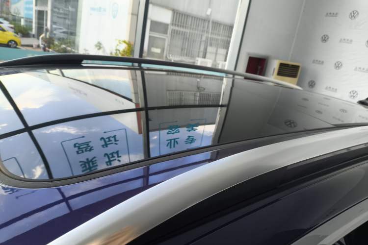 Used Volkswagen ID.6 X 2022 ZhiXiang Pure Long-Range Edition Roof