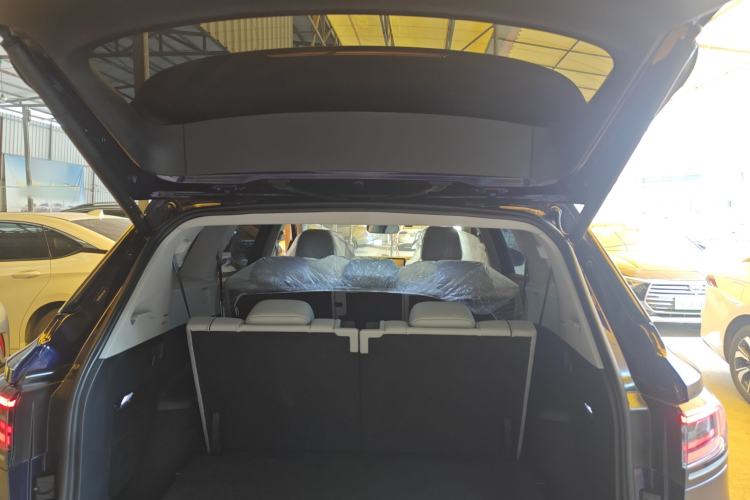 Used Volkswagen ID.6 X 2022 Intelligent Long-Range Version Trunk