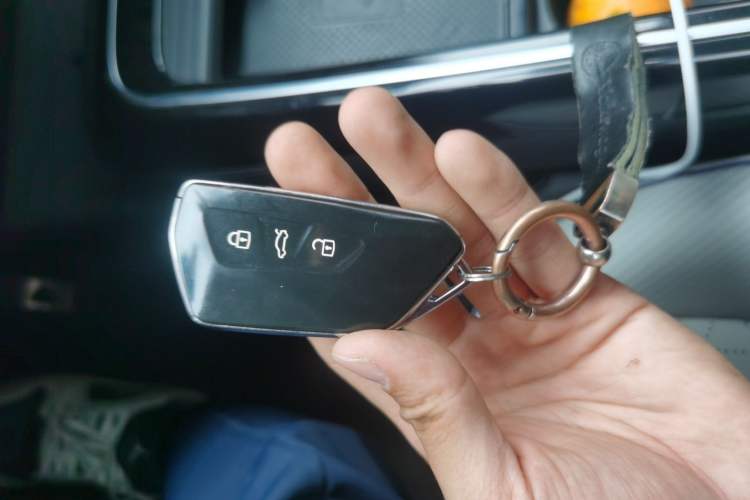 Used Volkswagen ID.6 X 2022 Intelligent Long-Range Version Vehicle Key