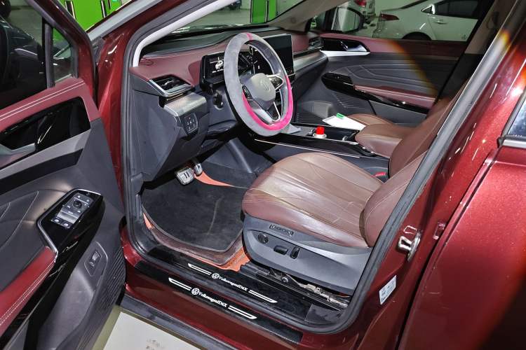 Used Volkswagen ID.6 X 2022 Smart Enjoyment Long-Range Edition Driver Seat
