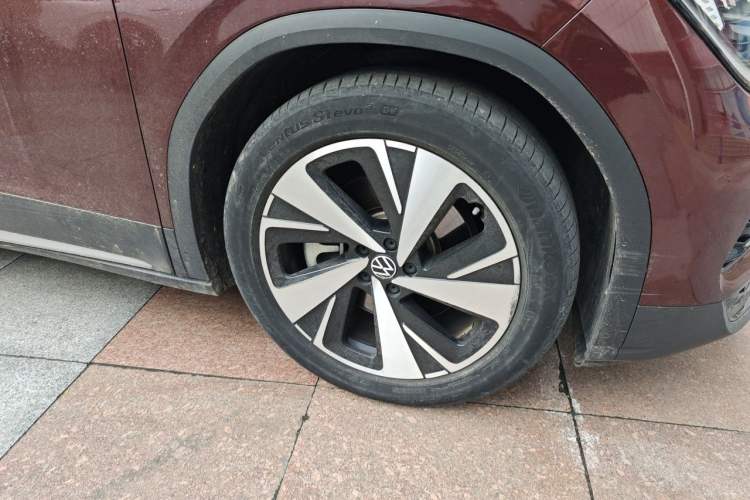 Used Volkswagen ID.6 X 2022 ZhiXiang Pure Long-Range Edition Right Front Wheel Hub