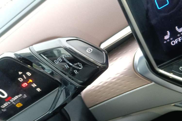 Used Volkswagen ID.6 X 2022 ZhiXiang Pure Long-Range Edition Gear Lever