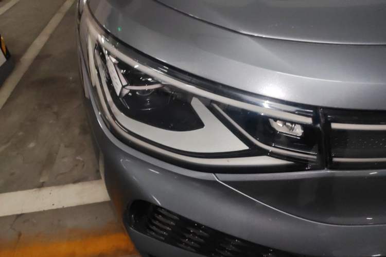 Used Volkswagen ID.6 X 2022 Intelligent Long-Range Version Right Front Headlight