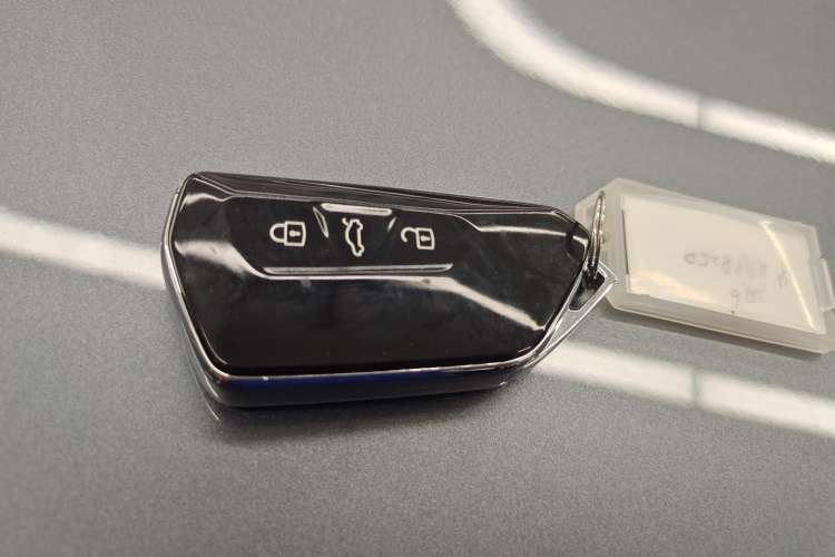 Used Volkswagen ID.6 X 2022 Intelligent Long-Range Version Vehicle Key