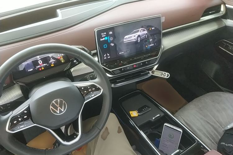 Used Volkswagen ID.6 X 2022 Kinergy Four-Wheel Drive Edition Center Console