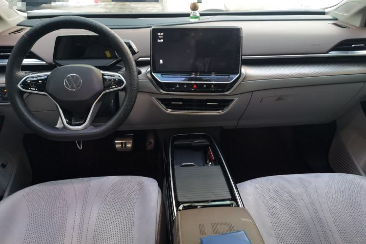 Used Volkswagen ID.6 X 2022 Smart Enjoyment Long-Range Edition Center Console