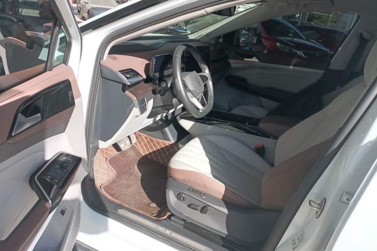 Used Volkswagen ID.6 X 2022 Smart Enjoyment Long-Range Edition Driver Seat