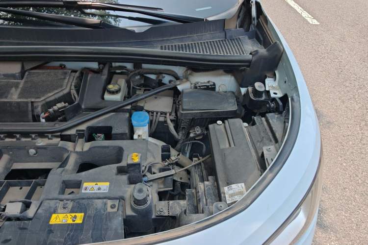 Used Volkswagen ID.6 X 2022 Intelligent Long-Range Version Engine Bay Left