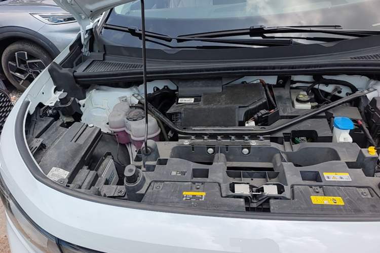 Used Volkswagen ID.6 X 2022 Intelligent Long-Range Version Engine Bay Right