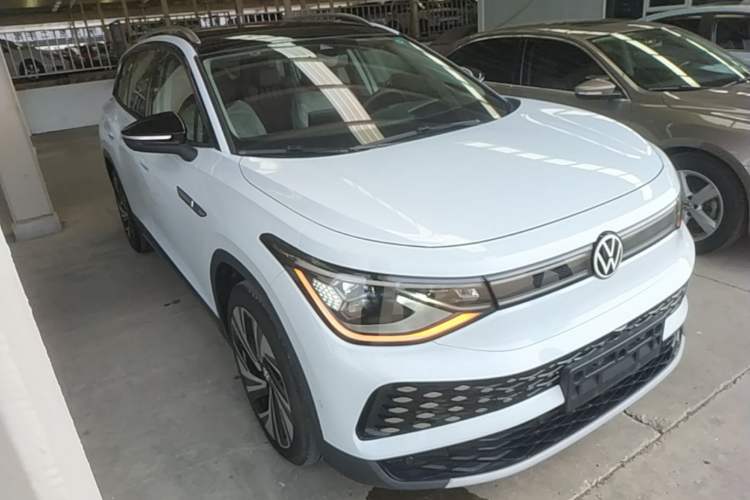 Used Volkswagen ID.6 X 2022 Kinergy Four-Wheel Drive Edition Front Right 45 Deg