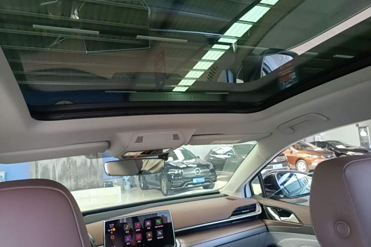 Used Volkswagen ID.6 X 2022 Smart Enjoyment Long-Range Edition Headliner