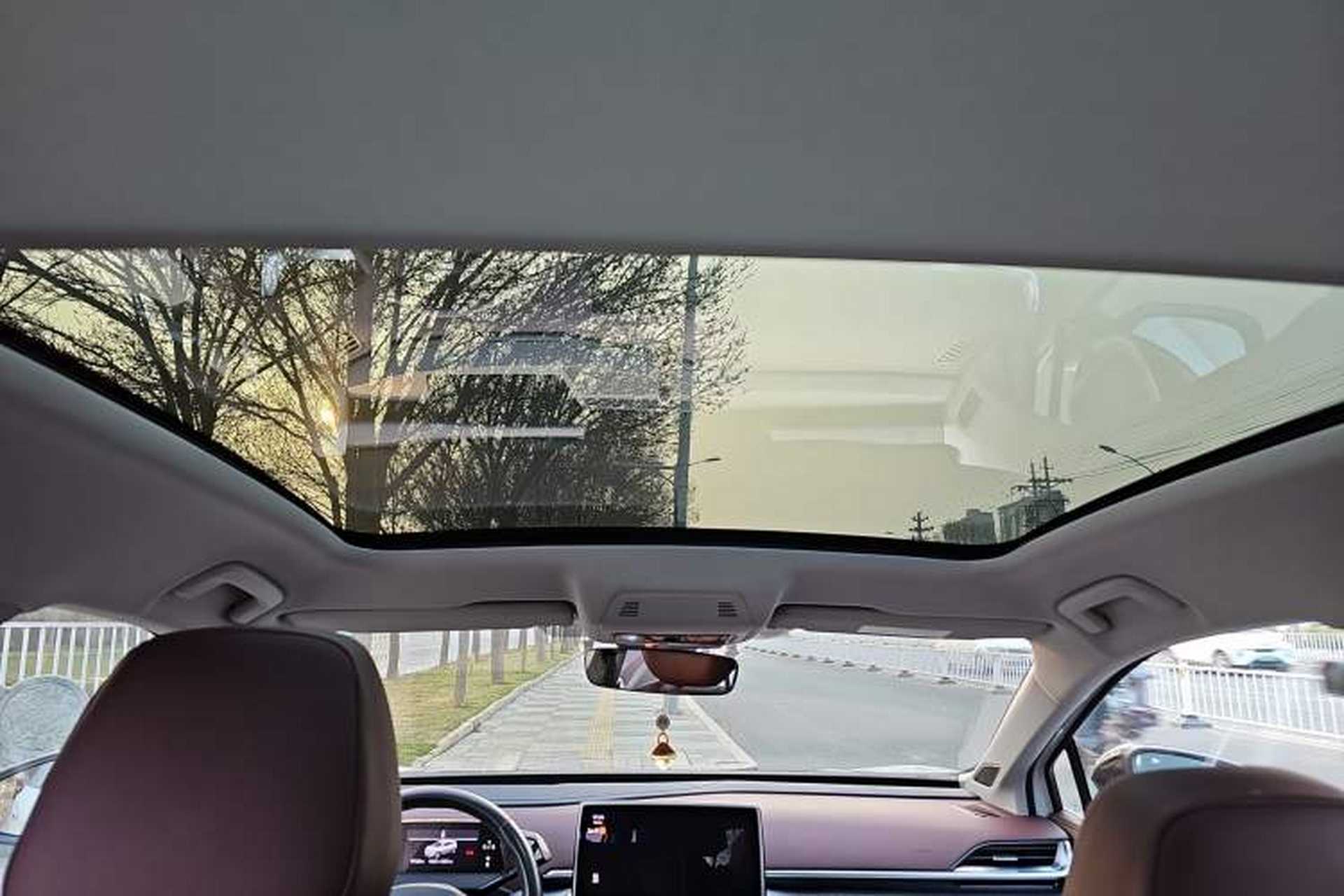 Used Volkswagen ID.6 X 2022 Kinergy Four-Wheel Drive Edition Headliner