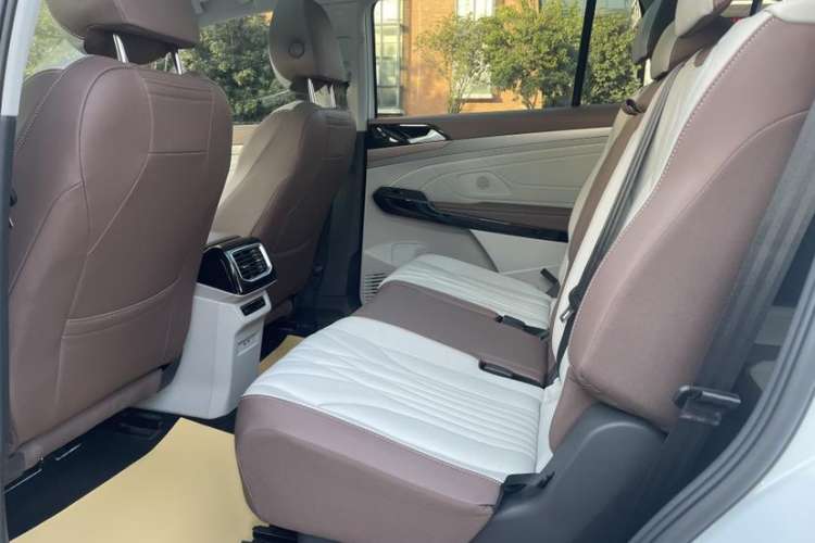 Used Volkswagen ID.6 X 2022 Intelligent Long-Range Version Interior 2