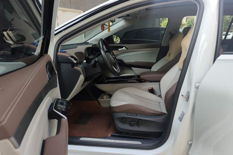 Used Volkswagen ID.6 X 2022 Intelligent Long-Range Version Left Front Seat