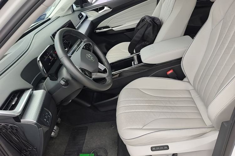 Used Volkswagen ID.6 X 2022 Intelligent Long-Range Version Left Front Seat