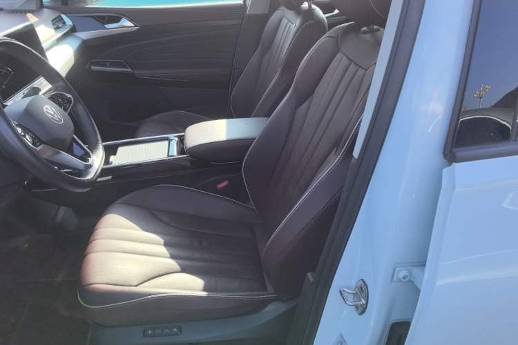 Used Volkswagen ID.6 X 2022 Intelligent Long-Range Version Left Front Seat