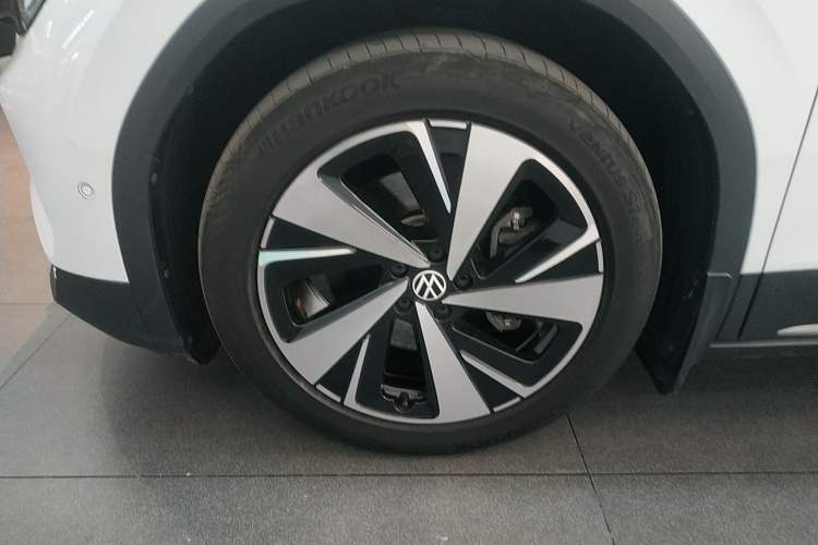 Used Volkswagen ID.6 X 2022 Smart Enjoyment Long-Range Edition Left Front Wheel Hub