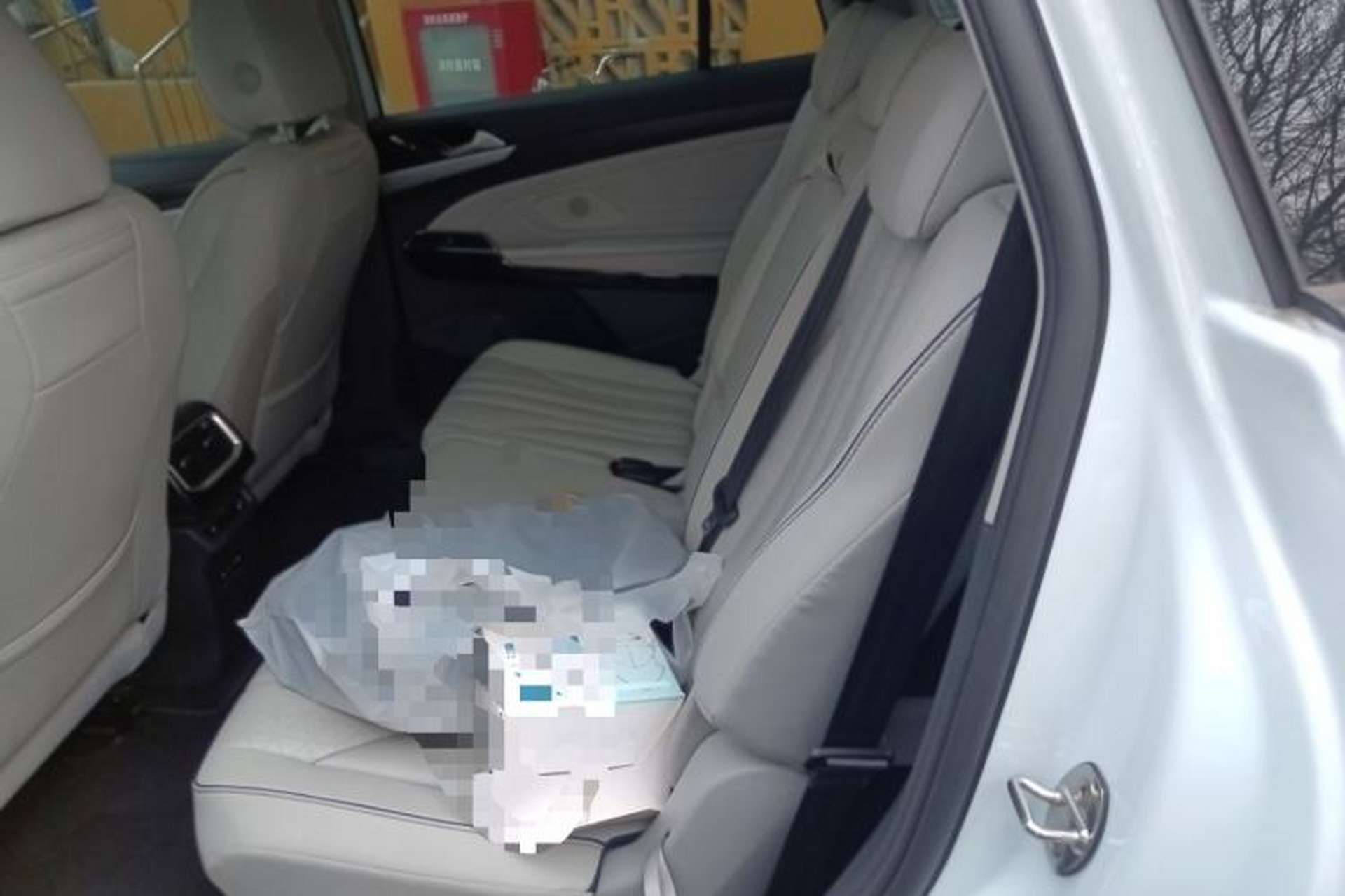 Used Volkswagen ID.6 X 2022 Smart Enjoyment Long-Range Edition Left Rear Seat