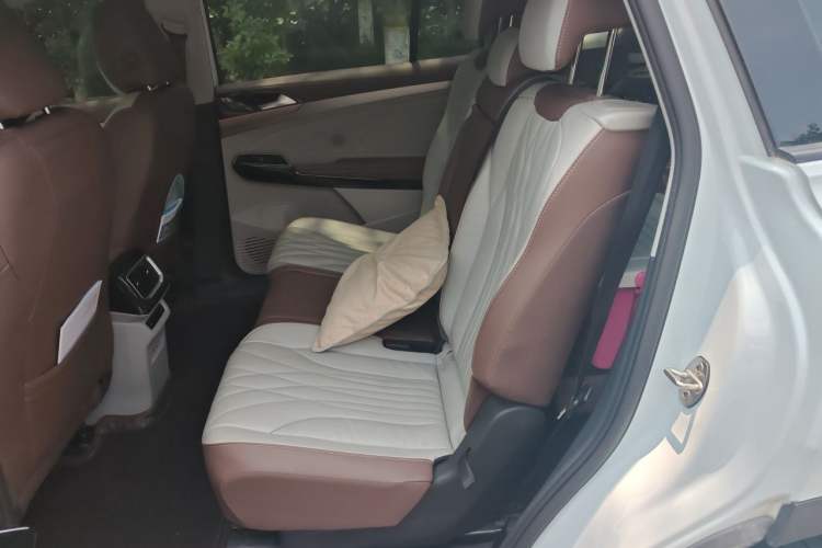 Used Volkswagen ID.6 X 2022 Intelligent Long-Range Version Left Rear Seat