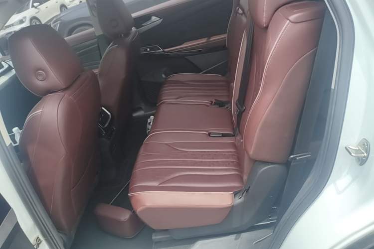 Used Volkswagen ID.6 X 2022 Smart Enjoyment Long-Range Edition Left Rear Seat