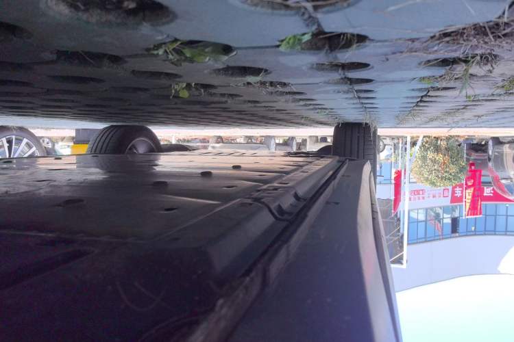 Used Volkswagen ID.6 X 2022 Intelligent Long-Range Version Left Side Sill