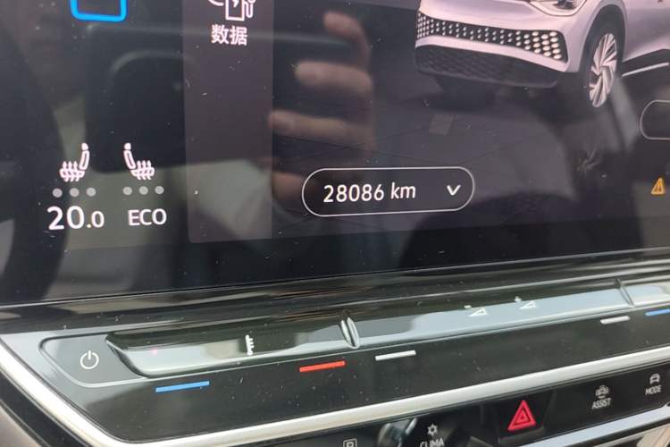Used Volkswagen ID.6 X 2022 Intelligent Long-Range Version Odometer Close Up