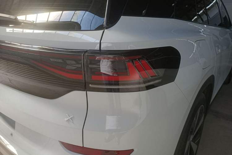 Used Volkswagen ID.6 X 2022 ZhiXiang Pure Long-Range Edition Right Rear Taillight