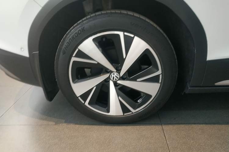 Used Volkswagen ID.6 X 2022 Smart Enjoyment Long-Range Edition Right Rear Wheel Hub