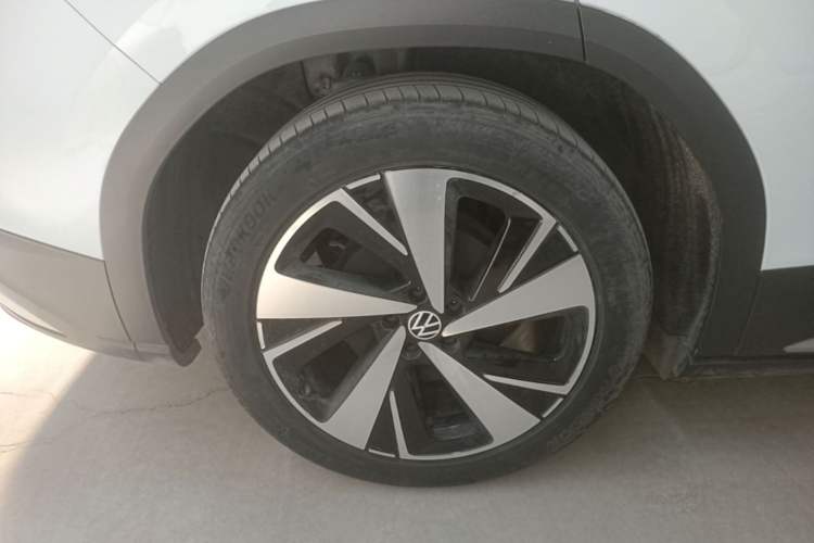 Used Volkswagen ID.6 X 2022 ZhiXiang Pure Long-Range Edition Right Rear Wheel Hub