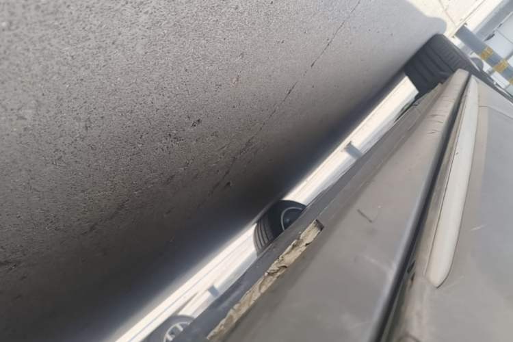 Used Volkswagen ID.6 X 2022 Smart Enjoyment Long-Range Edition Right Side Sill