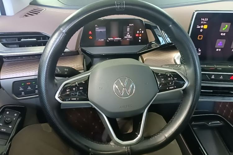 Used Volkswagen ID.6 X 2022 Smart Enjoyment Long-Range Edition Steering Wheel