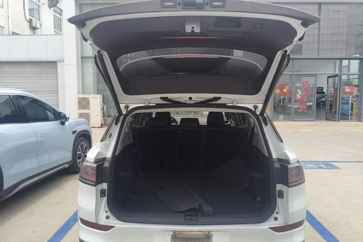 Used Volkswagen ID.6 X 2022 Smart Enjoyment Long-Range Edition Trunk