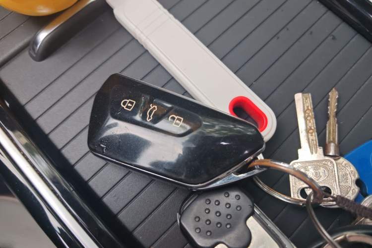 Used Volkswagen ID.6 X 2022 Intelligent Long-Range Version Vehicle Key