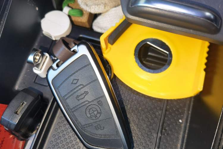 Used Volkswagen ID.6 X 2022 Smart Enjoyment Long-Range Edition Vehicle Key
