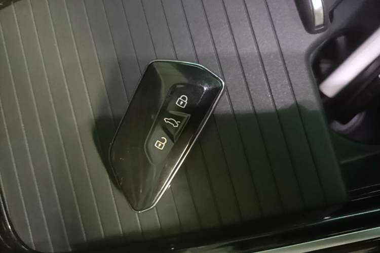 Used Volkswagen ID.6 X 2022 ZhiXiang Pure Long-Range Edition Vehicle Key
