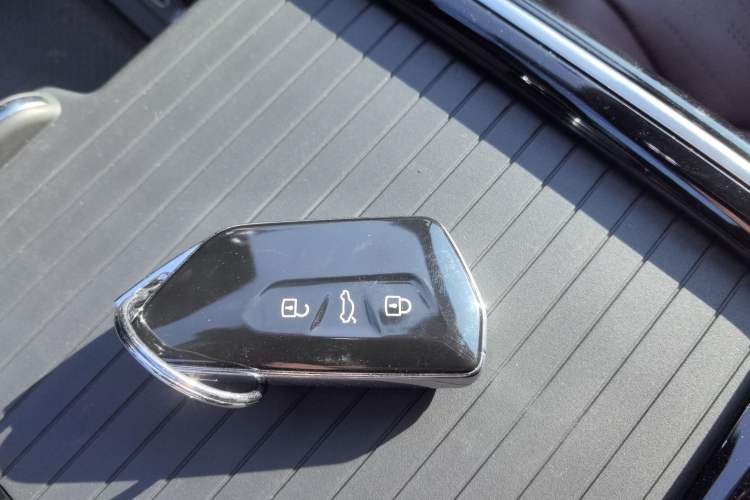 Used Volkswagen ID.6 X 2022 Intelligent Long-Range Version Vehicle Key
