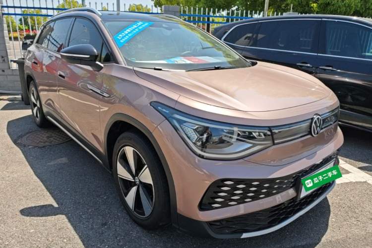 Used Volkswagen ID.6 X 2022 Pure Edition Front Right 45 Deg